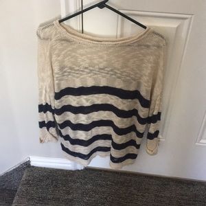 Quarter sleeved lazy shirt